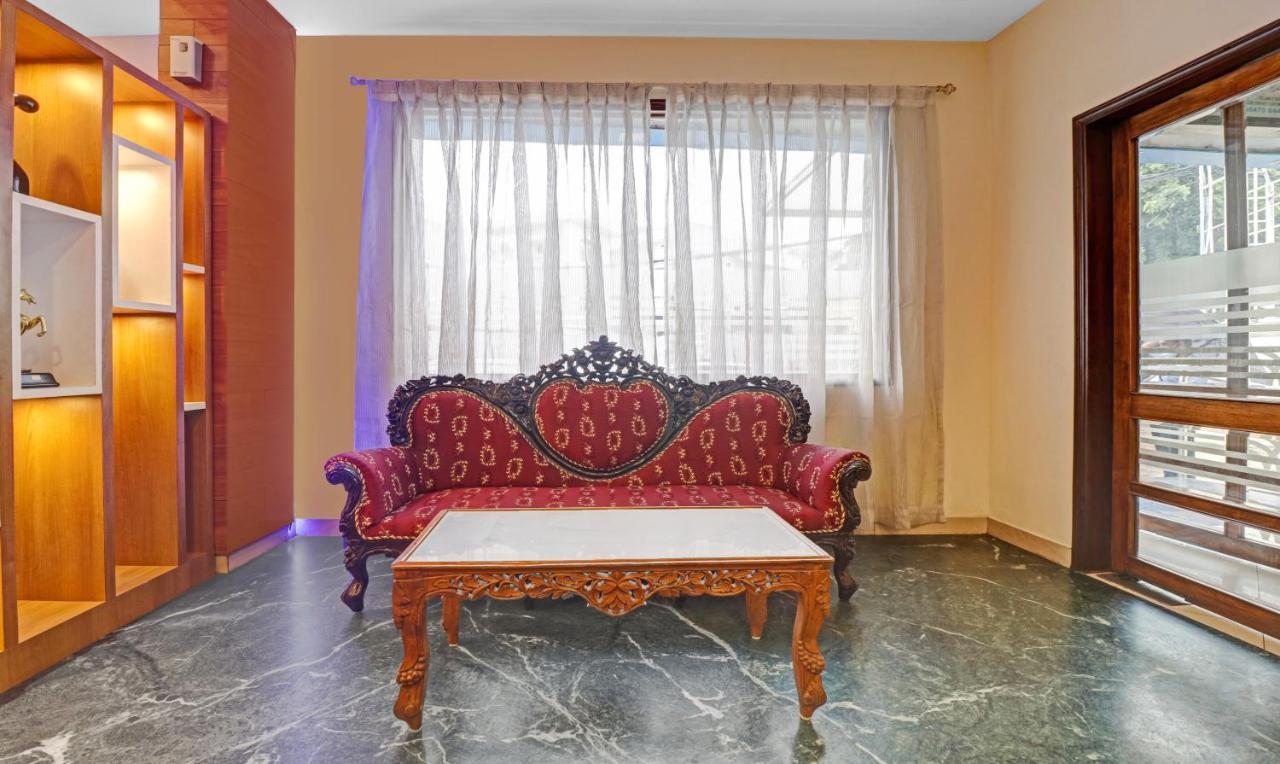 Treebo Trend Hotel Indrapuri Thiruvananthapuram Extérieur photo