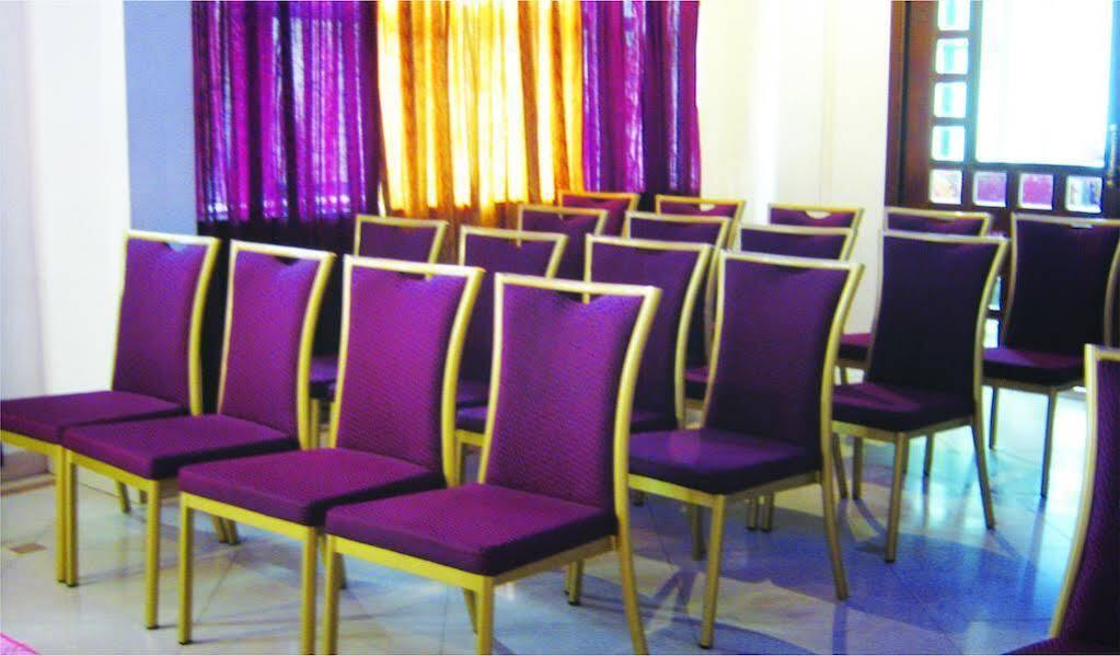 Treebo Trend Hotel Indrapuri Thiruvananthapuram Extérieur photo